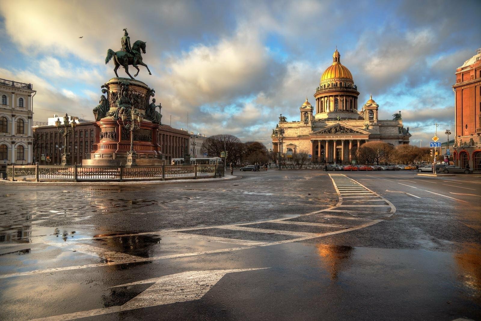 Нанять Гида по Санкт-Петербургу: Погружение в Культурную и Историческую Судьбу Северной Столицы